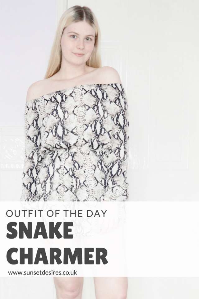 https://www.sunsetdesires.co.uk/2018/04/ootd-snake-charmer.html